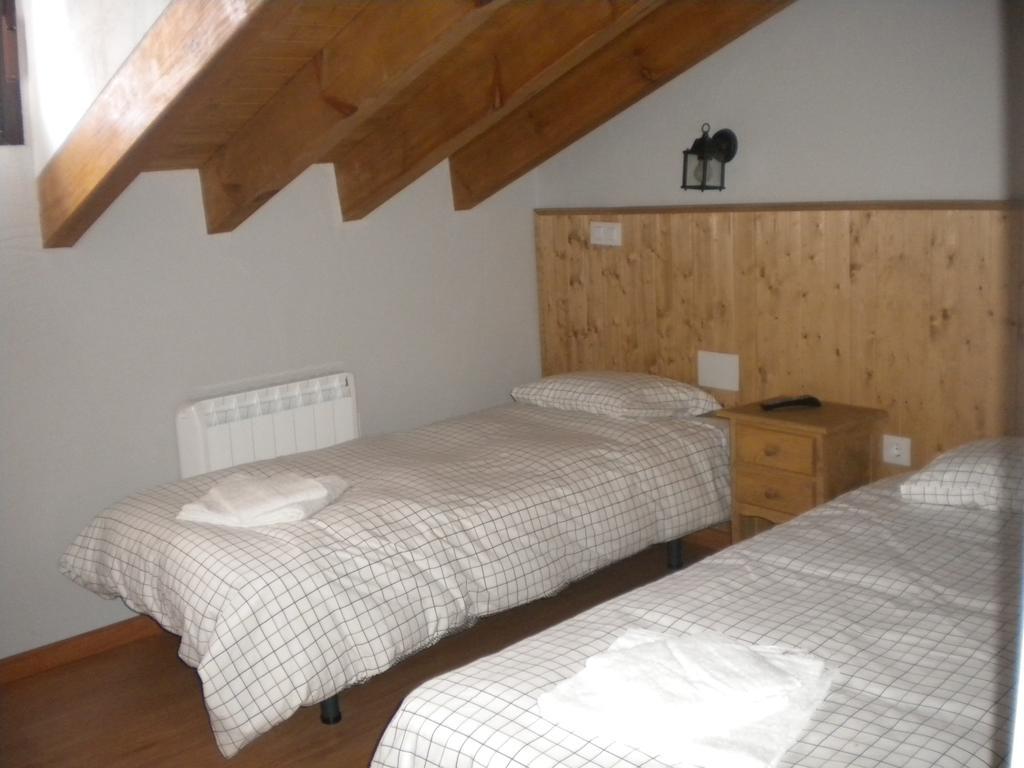 Hostal Rural Las Cuatro Calles San Martín del Pimpollar Zewnętrze zdjęcie