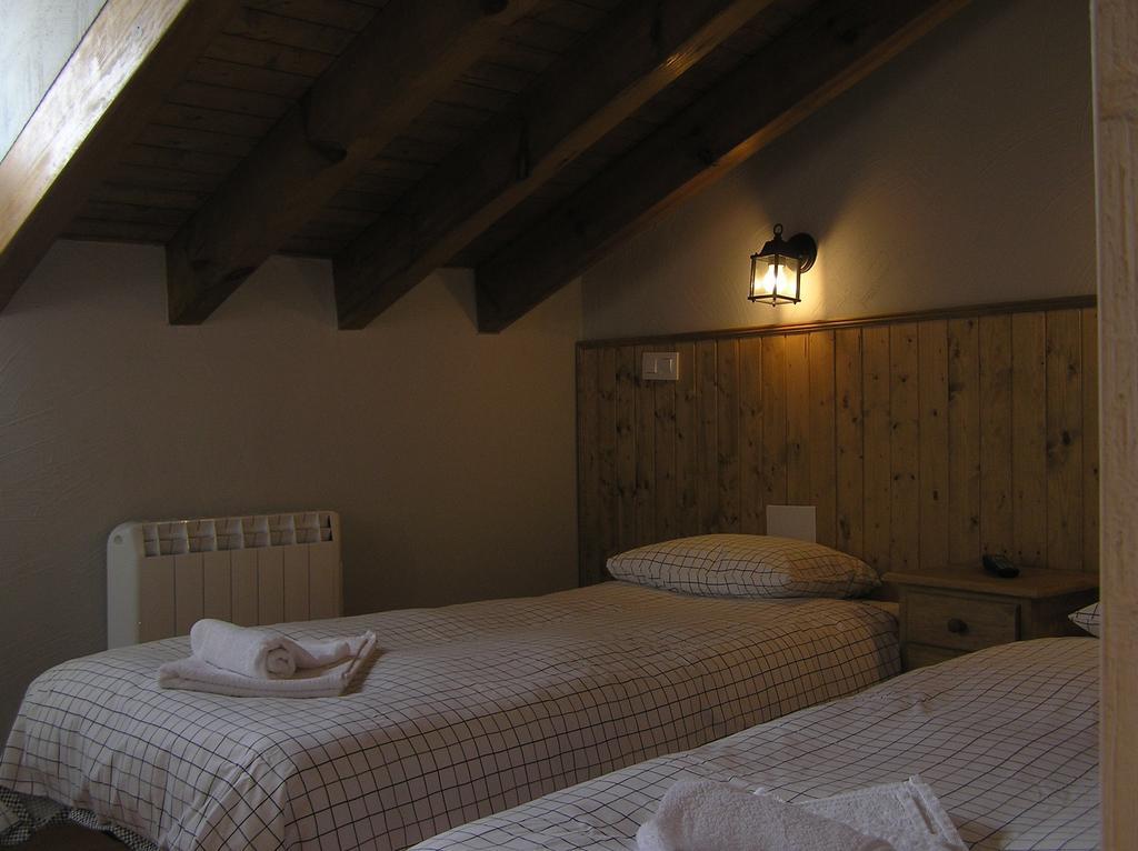 Hostal Rural Las Cuatro Calles San Martín del Pimpollar Zewnętrze zdjęcie